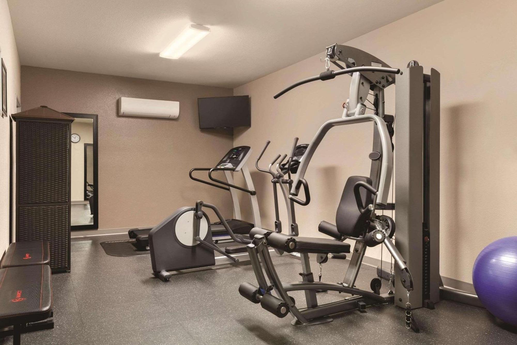 Country Inn & Suites By Radisson, Prineville, Or מראה חיצוני תמונה