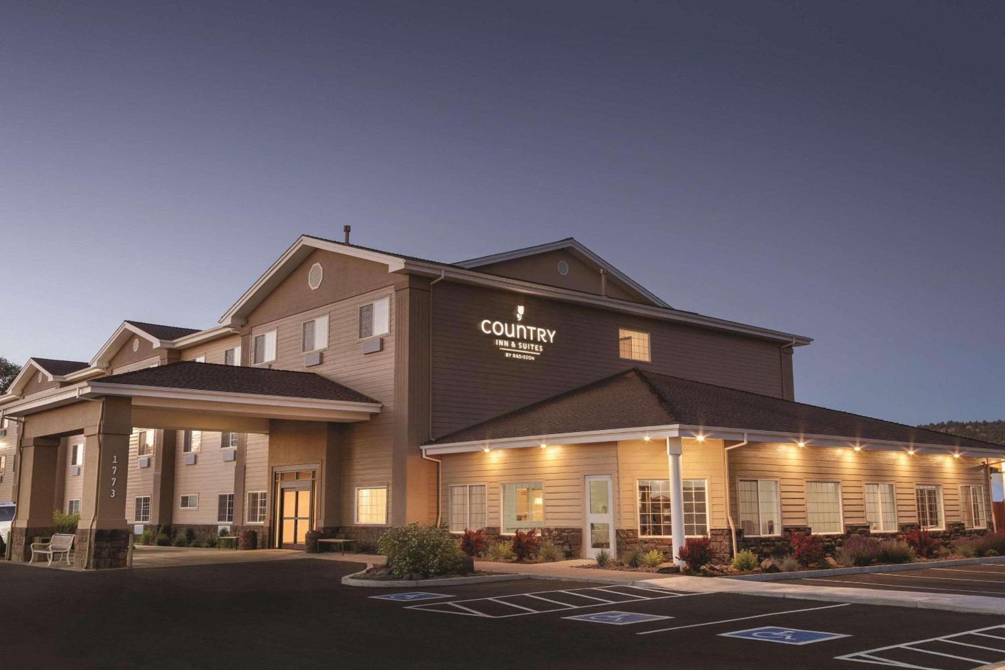 Country Inn & Suites By Radisson, Prineville, Or מראה חיצוני תמונה