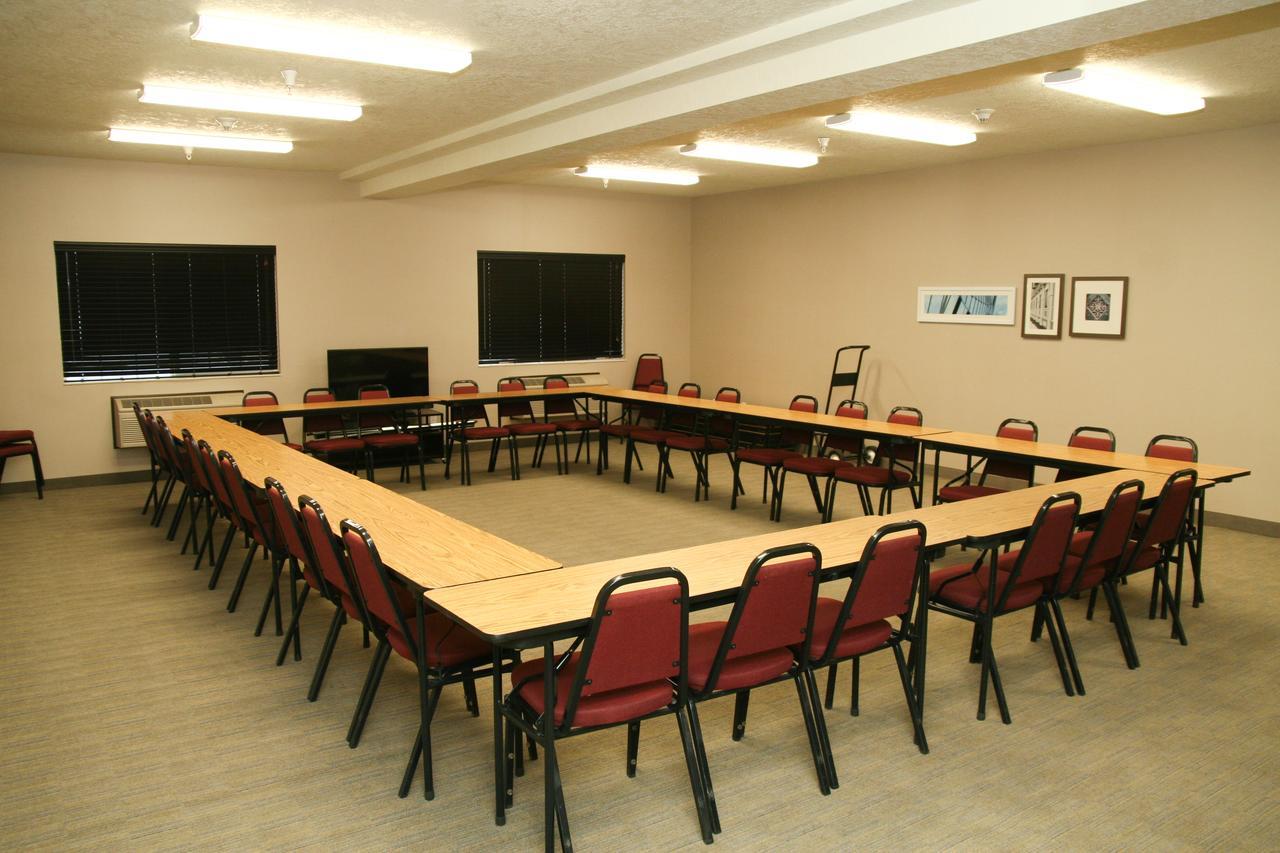 Country Inn & Suites By Radisson, Prineville, Or מראה חיצוני תמונה